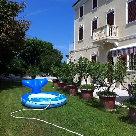 Carletto Bed and breakfast 3*
